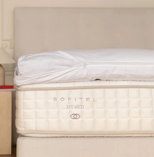 Featherbed Protector 1